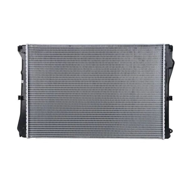 BEHR SU RADYATÖRÜ W205/W213/W238 14>21 (A0995002203)